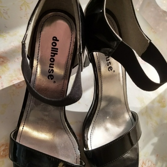 Dollhouse Black Patent Leather Stiletto Heels GUC - Picture 6 of 8